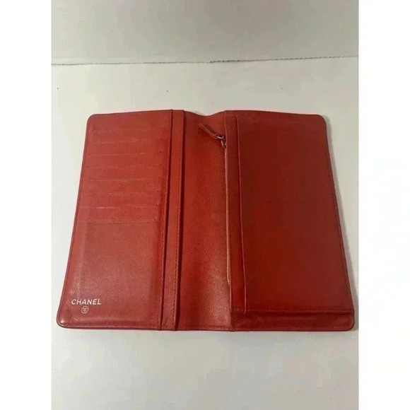 Chanel Wallet - Picture 3 of 5
